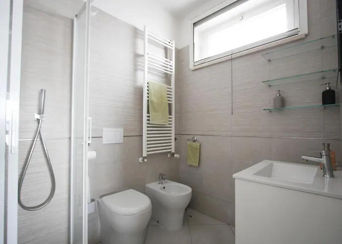 Loft Chic Con Rooftop E Parcheggio Privato A 2 Minuti Dalla Metro A Apartment